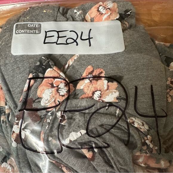 TORRID Grey Floral Jersey Skater Dress Torrid Sz 00 (M/L) Romantic Cold Shoulder - Picture 11 of 11